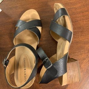 EUC Low Heel Black Leather Sandals 7.5